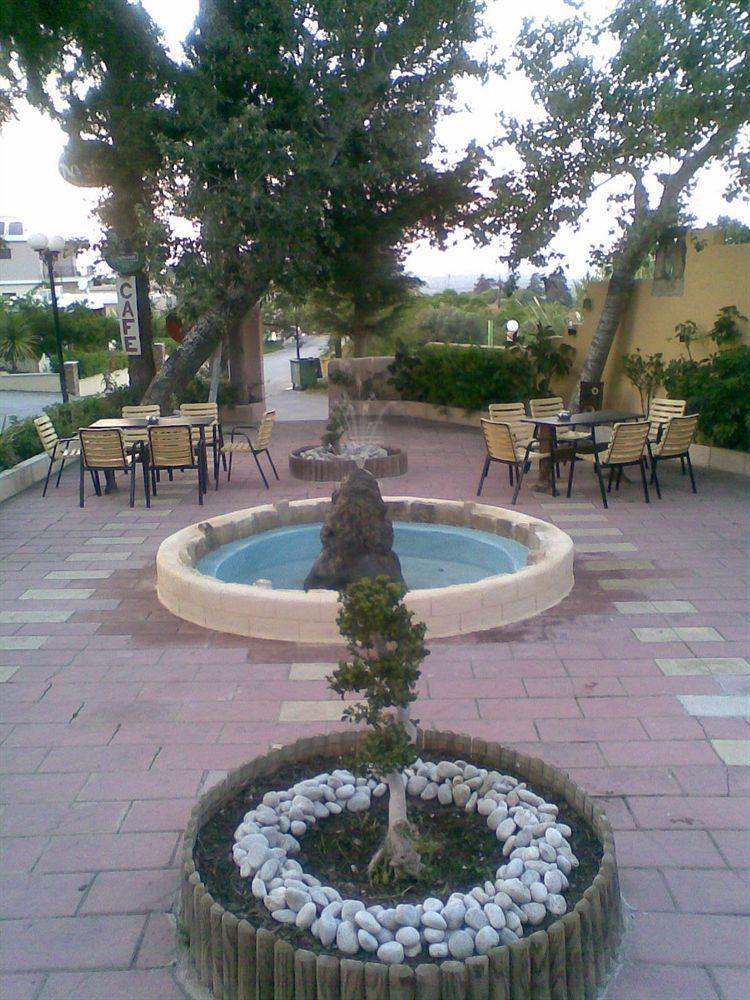 Nymph Otel Sálakos Dış mekan fotoğraf
